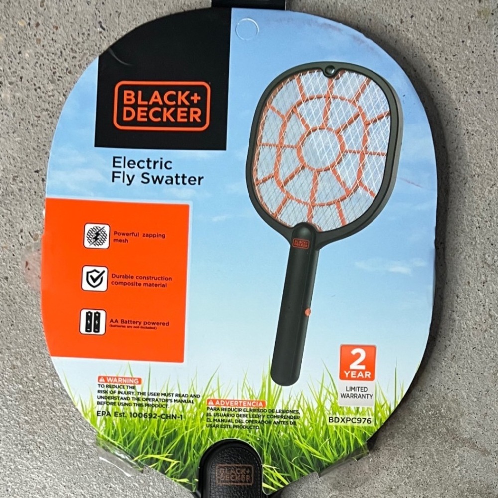 Black+Decker Electric Fly Swatter Handheld Bug Zapper 3000V Black BDXPC976 NEW - Picture 4 of 4